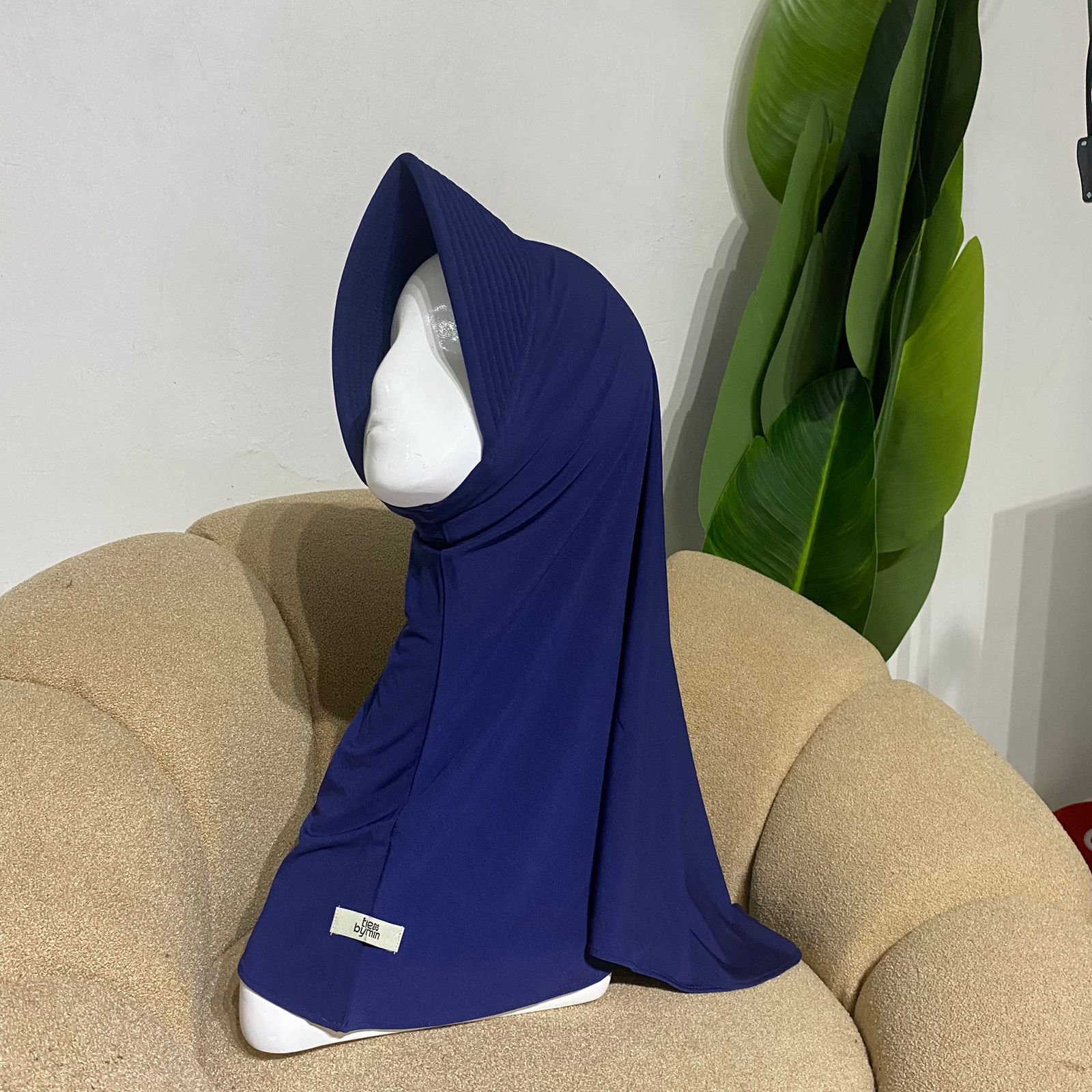 Hijab kerudung Tiebymin - Alana Bergo Jersey Premium Ukuran M