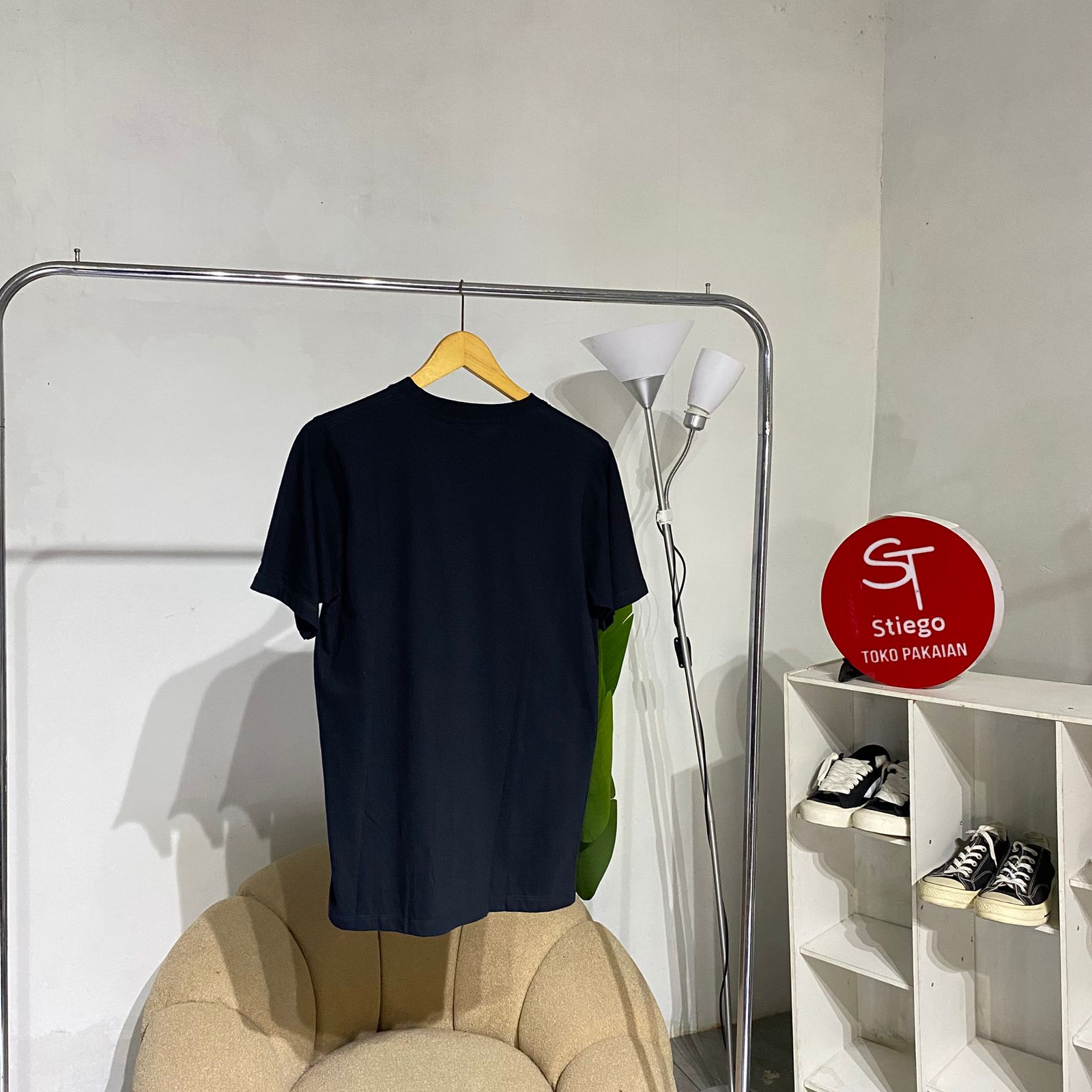 Stiego Kaos Apparel lengan pendek   streetwear star bintang combed 30s  ( pria )
