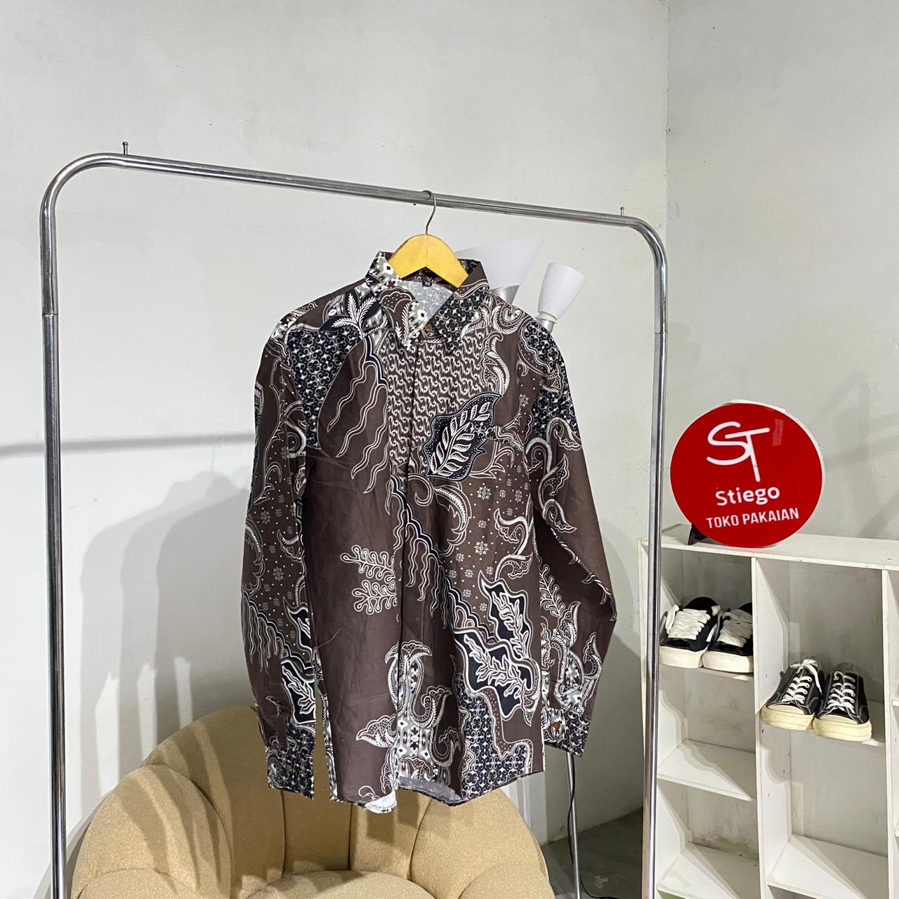 Kemeja batik lengan panjang pria  Culture