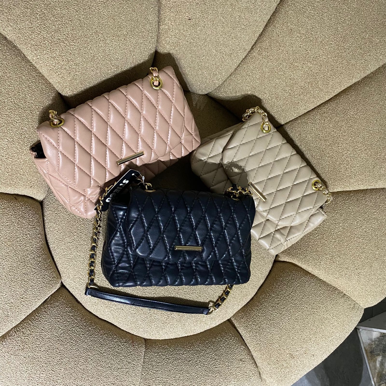 Tas wanita slempang casandra