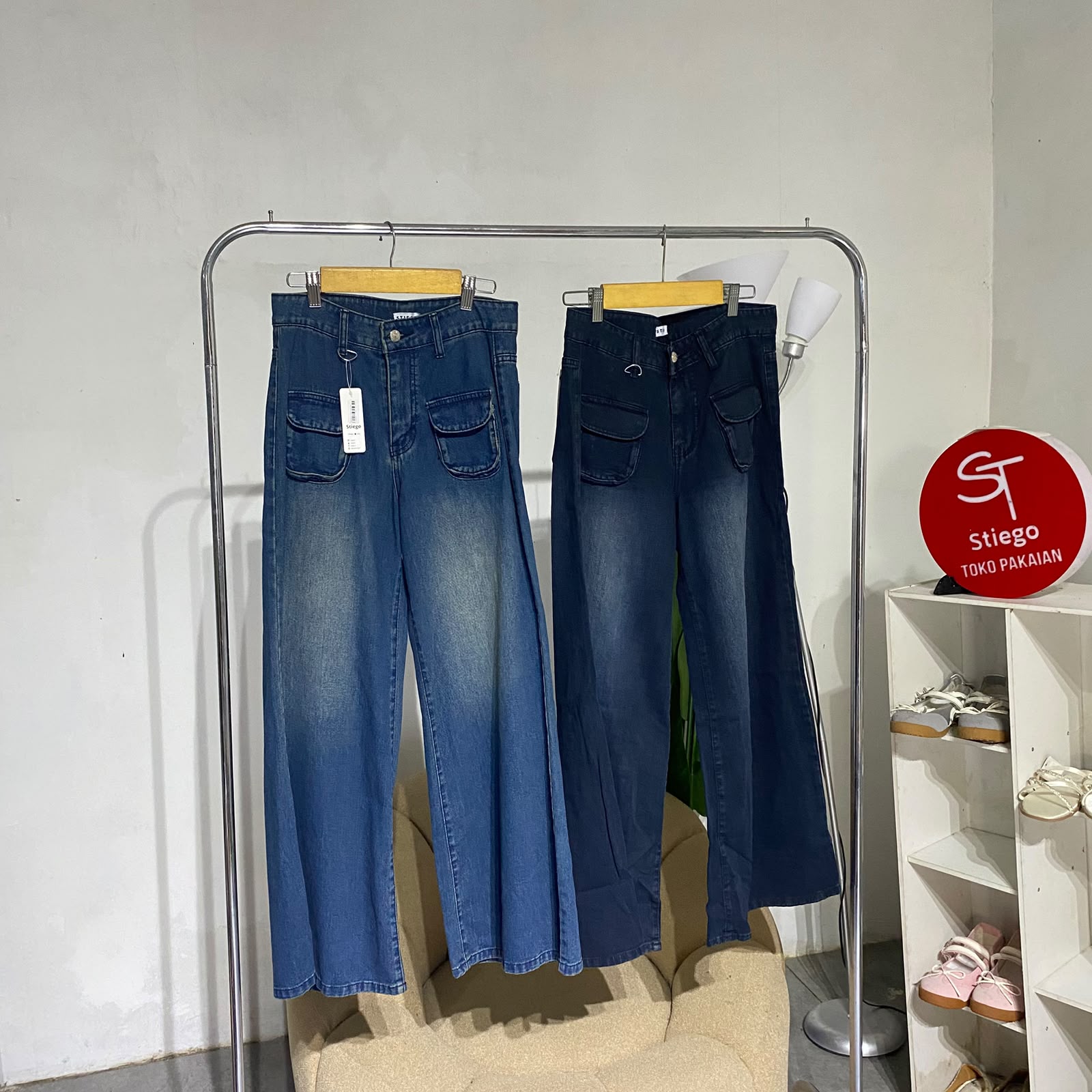 Celana wanita jeans loose poket