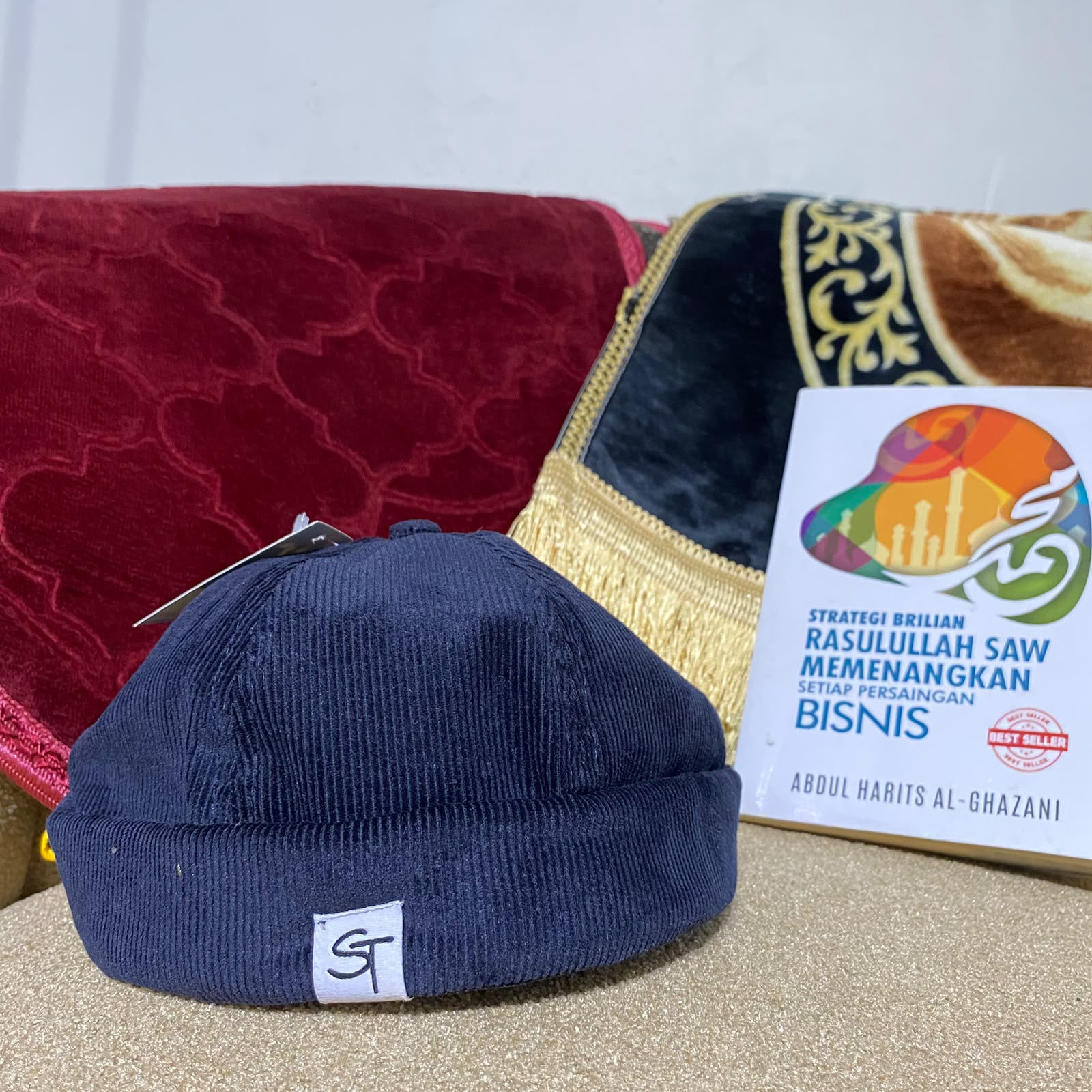 Stiego topi/peci mikihat corduroy