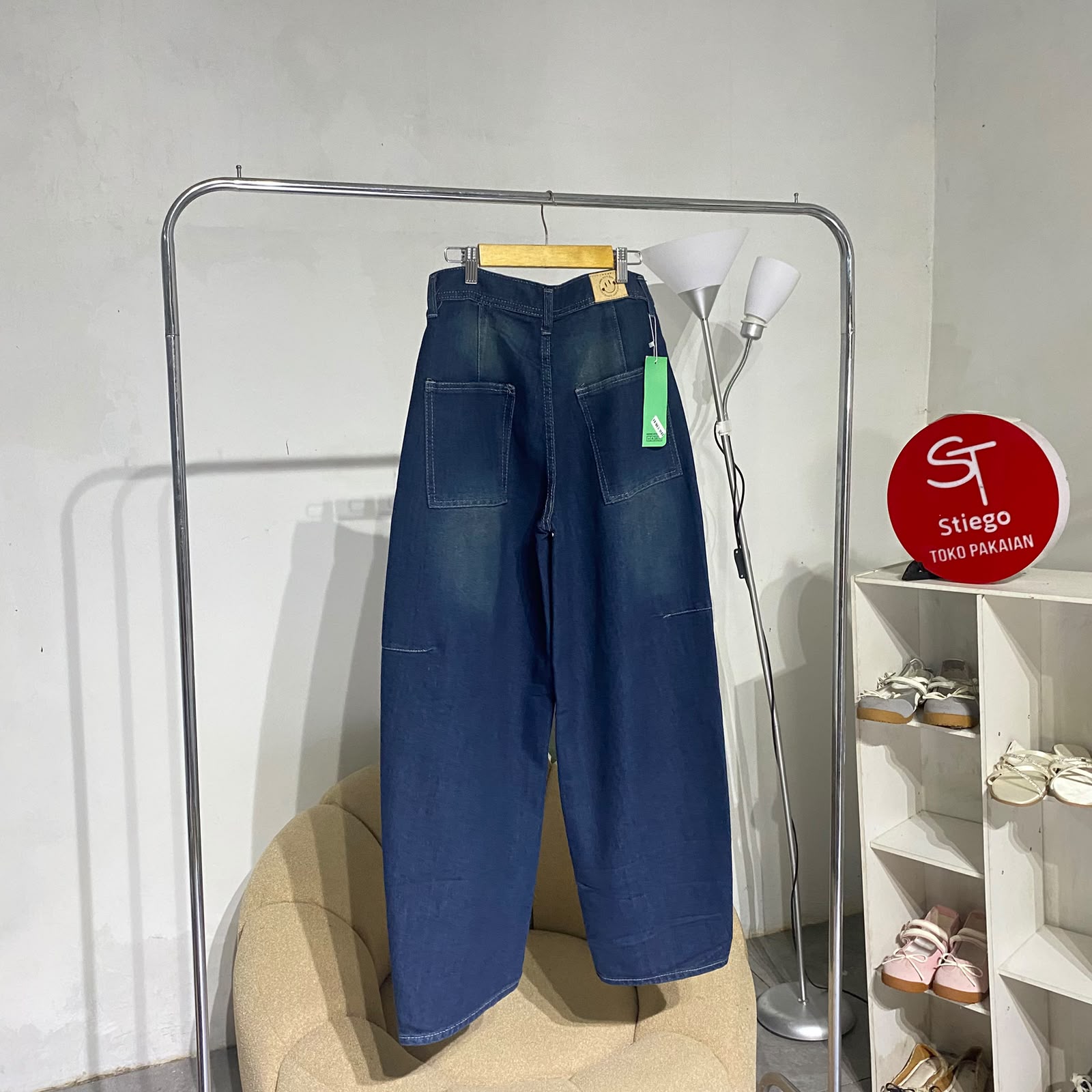 Celana wanita jeans Barrel blue vintage